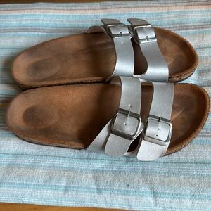 Silver sandal slides SIZE 8